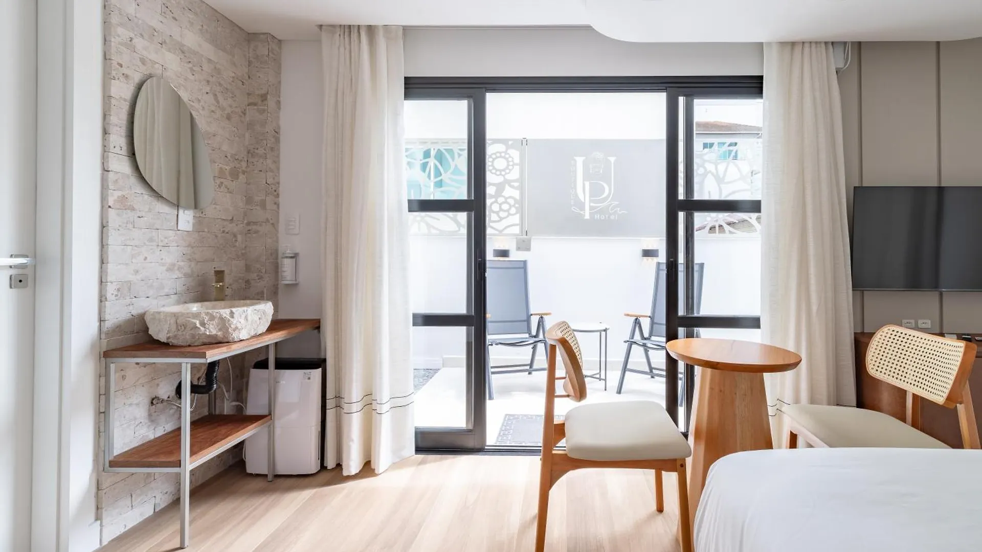 Up Hotel Boutique Bombinhas